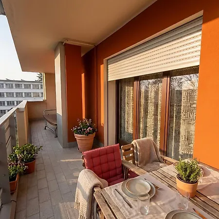 Ama Intero Zona Bicocca * Milan